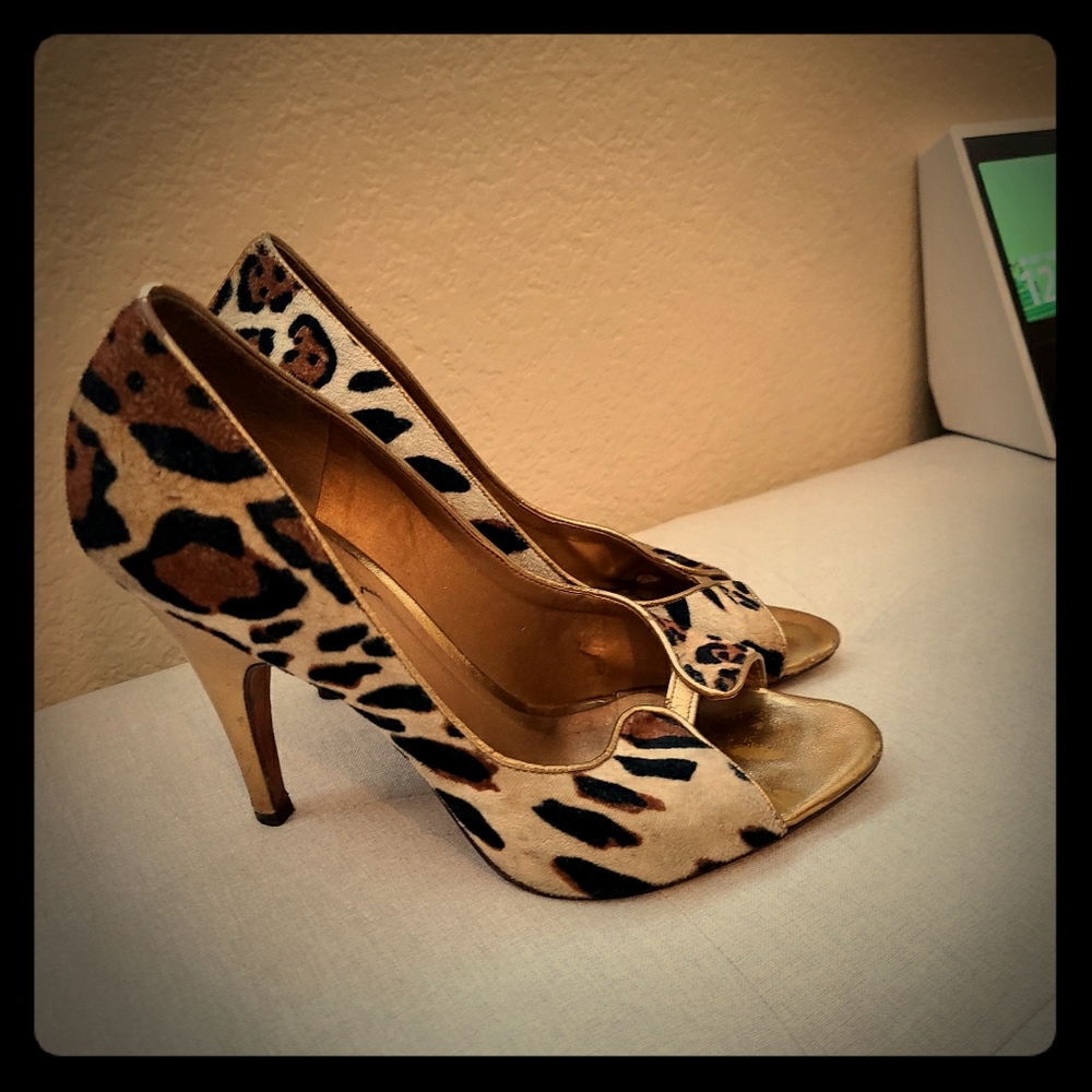 Tiger print shoes